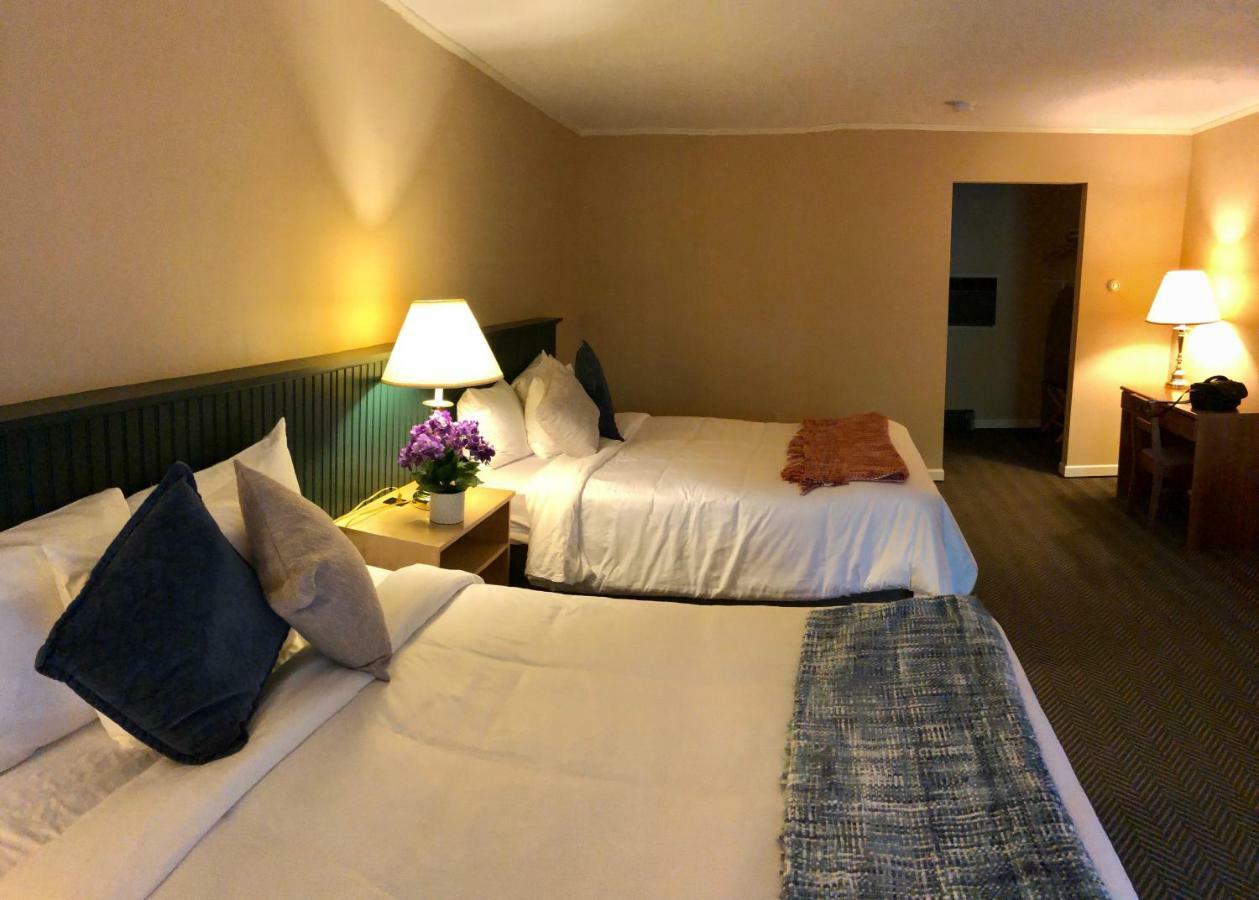 Roaring Brook Ranch Resort Lake George Exterior foto